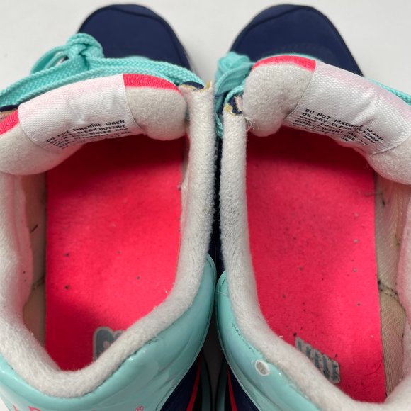 New Balance Navy and Aqua Sneakers - Picture 14 of 16